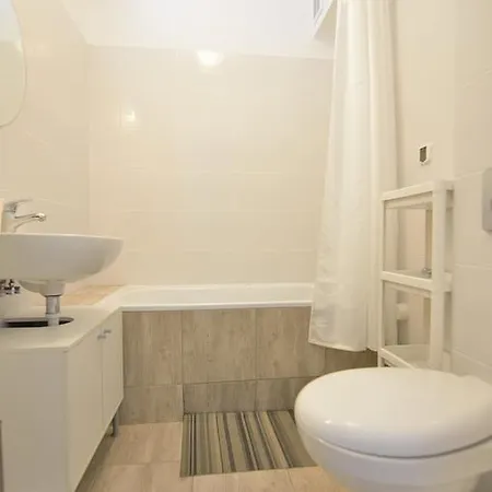 Victus Jurta Apartment *